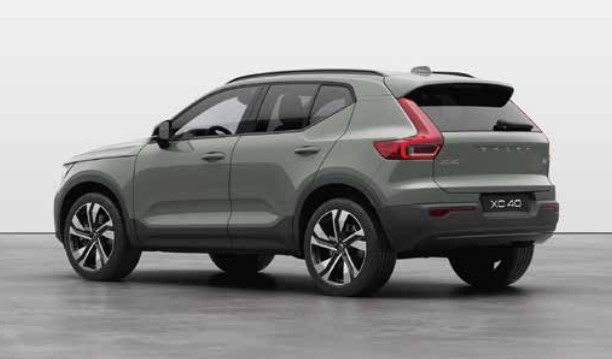 VOLVO XC40 2.0 B3 MH Core - Image 2