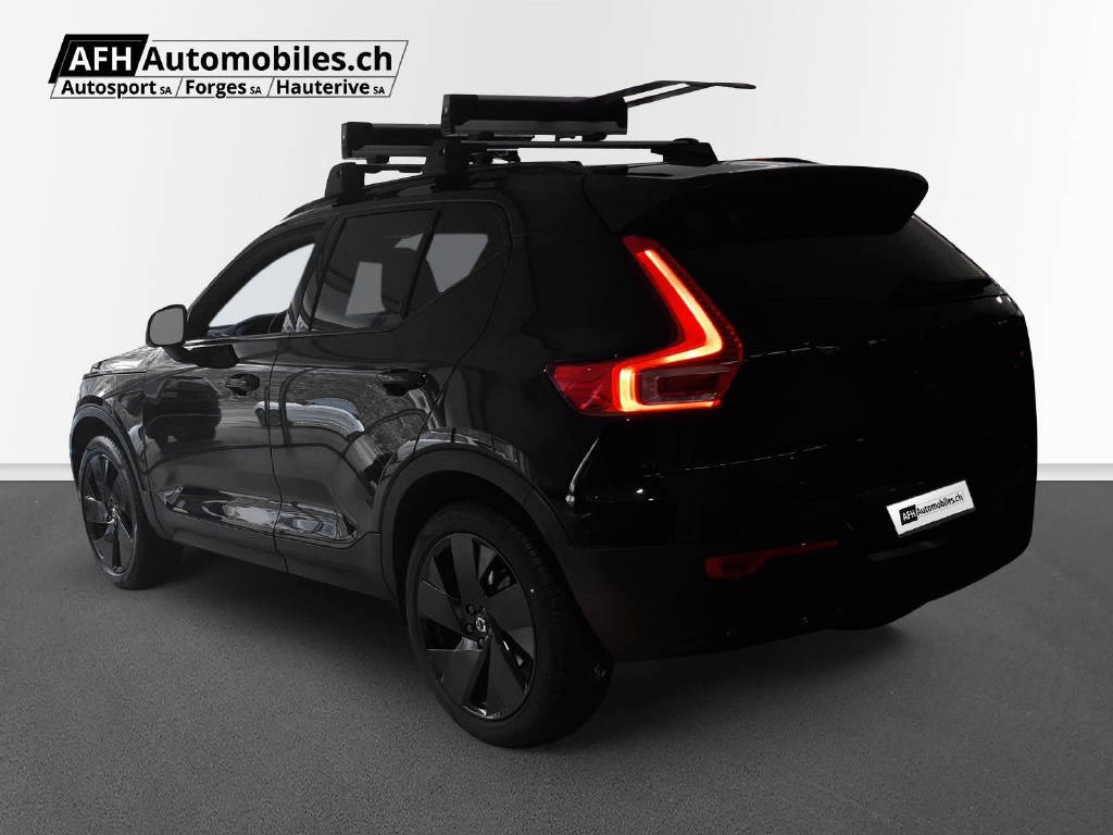 VOLVO XC40 2.0 B4 MH Ultra Black Edi - Image 3