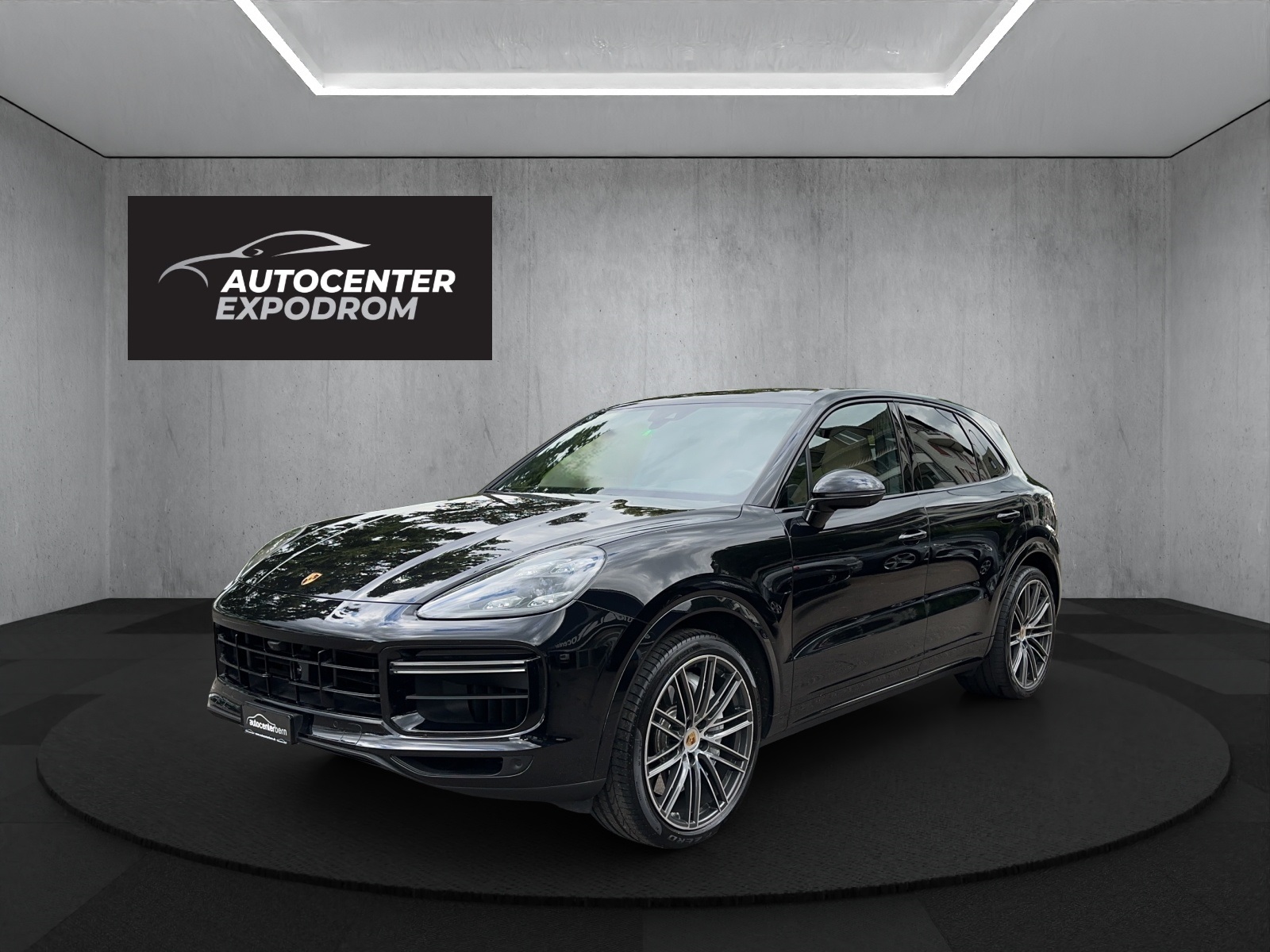 PORSCHE Cayenne Turbo - Image 3