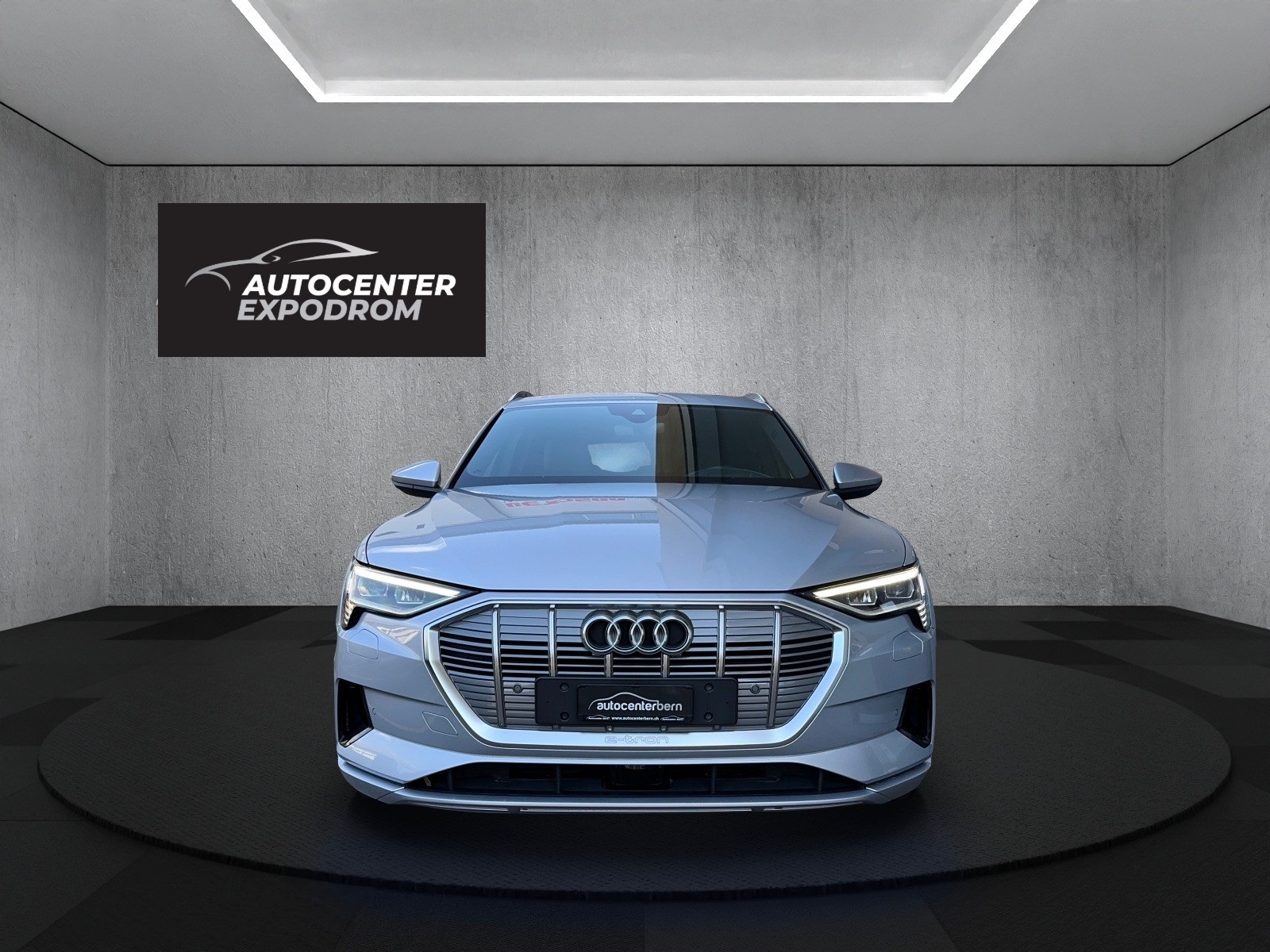 AUDI e-tron 55 S Line quattro - Image 3