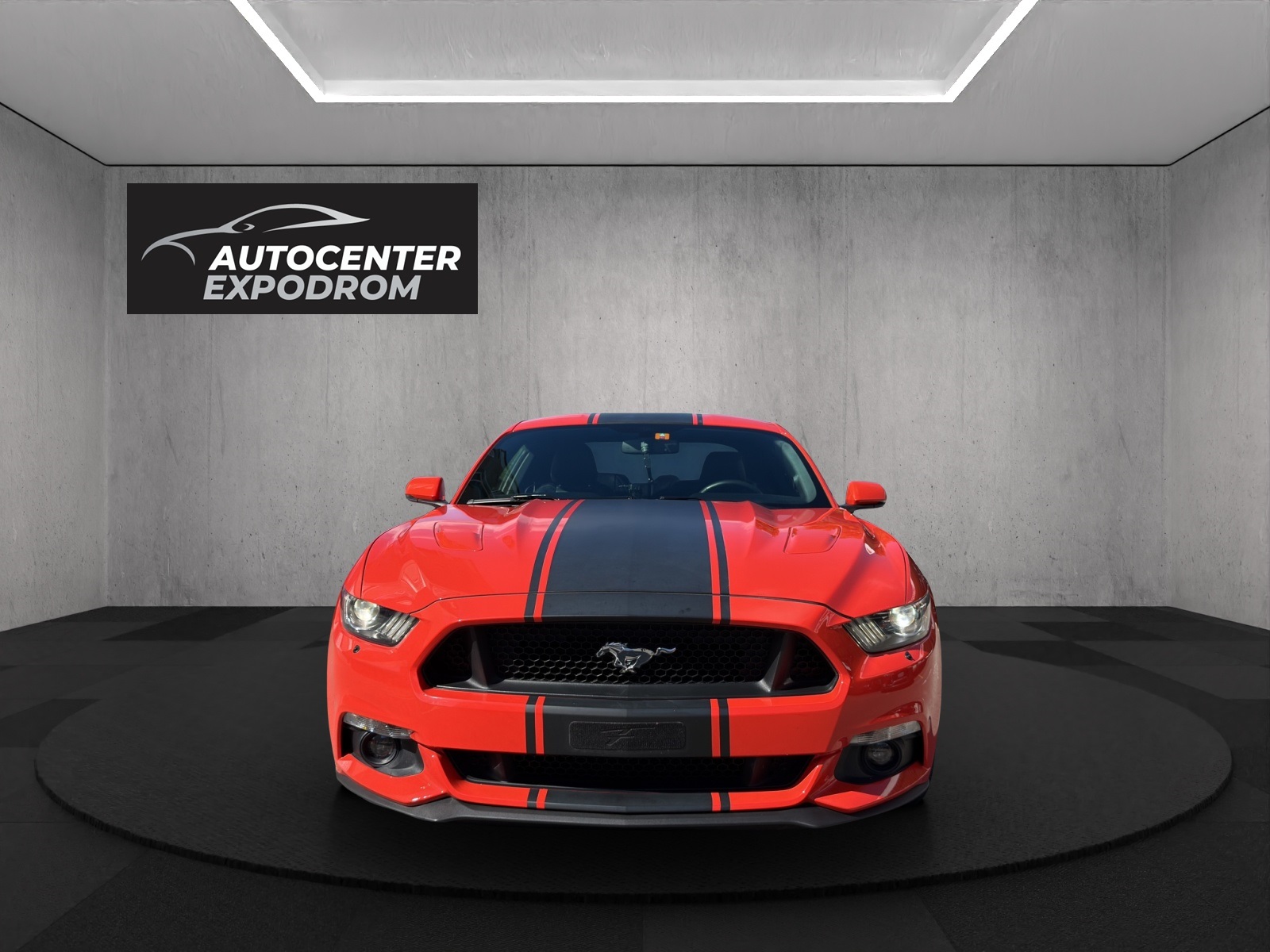 FORD Mustang Fastback 5.0 V8 GT Automat - Image 2