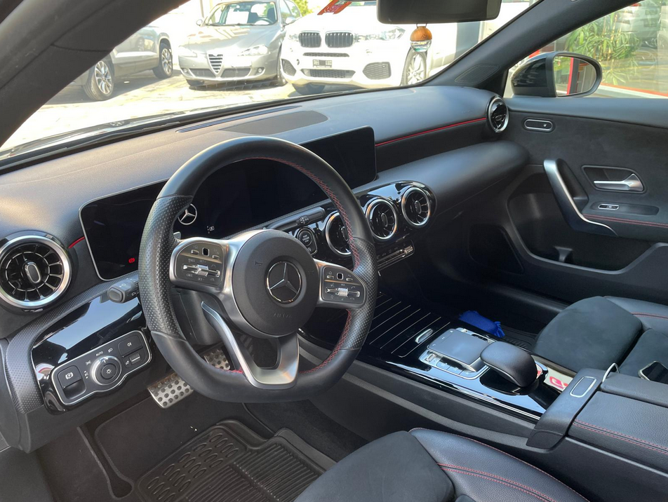 MERCEDES-BENZ A 250 AMG Line 7G-DCT - Image 4