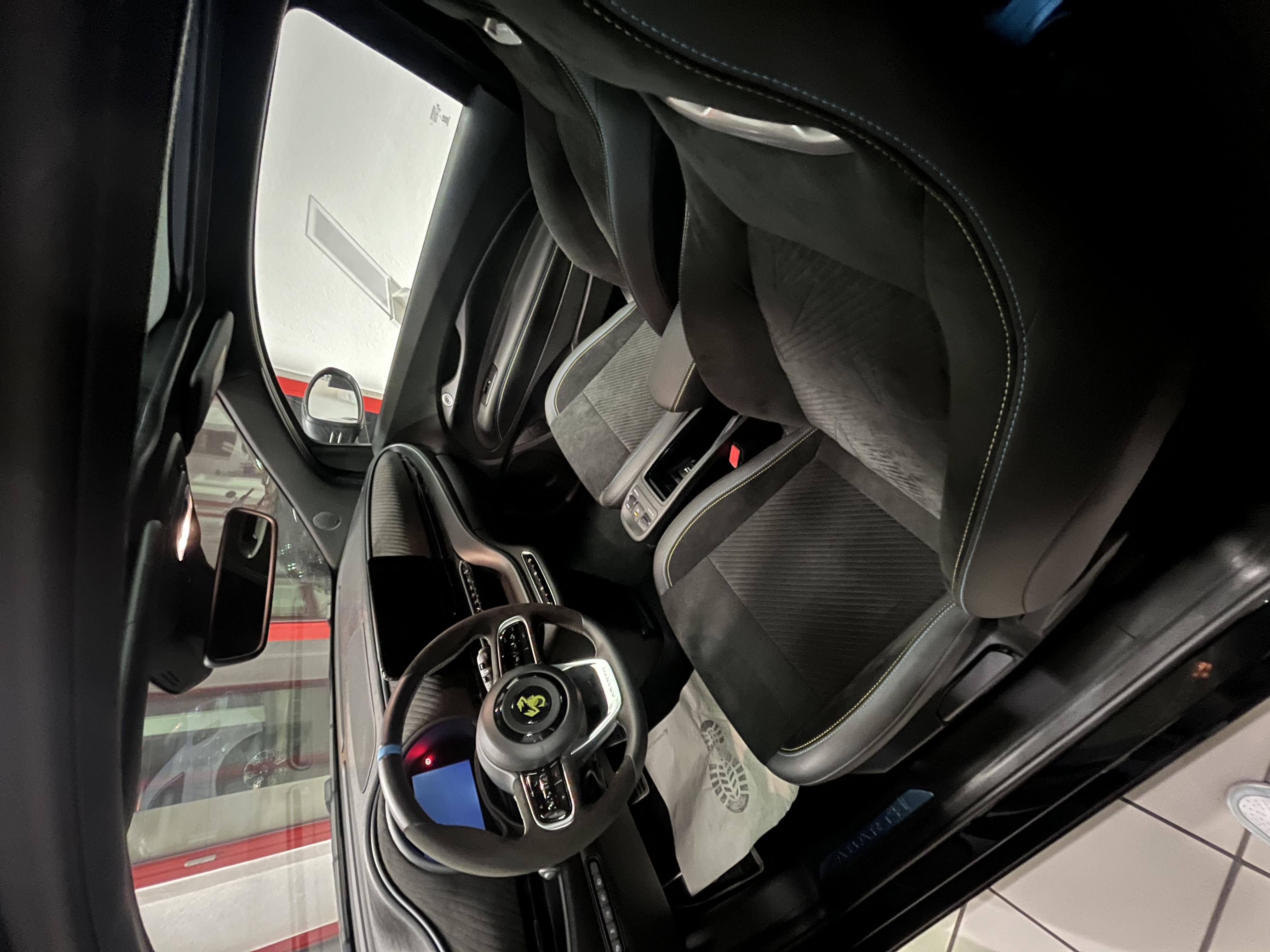 500e Abarth Turismo - Image 1