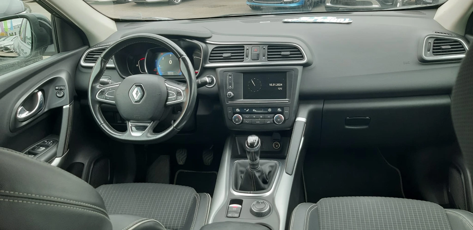 RENAULT Kadjar 1.6 dCi Bose 4x4 - Image 5